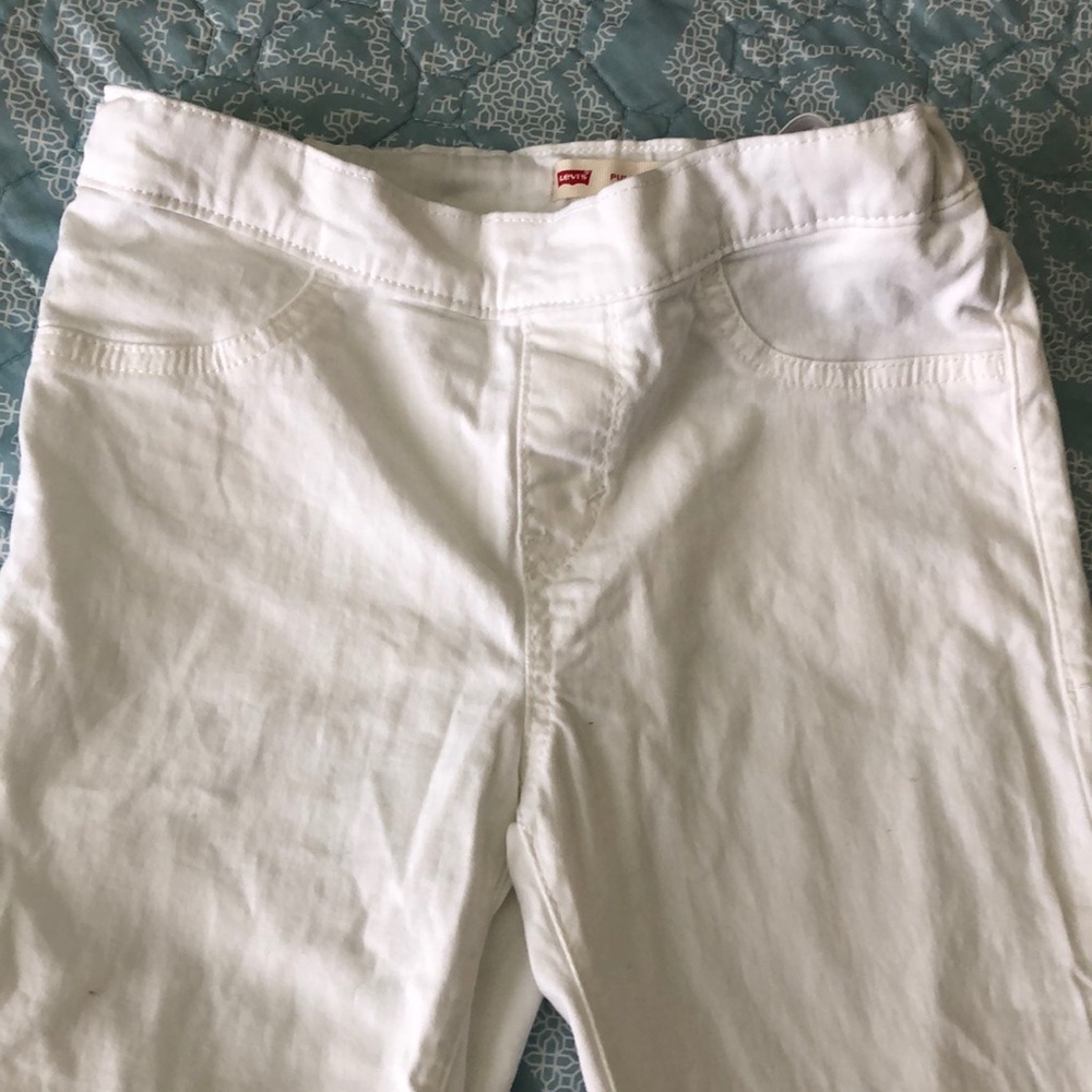 Girls white Levi jeggings